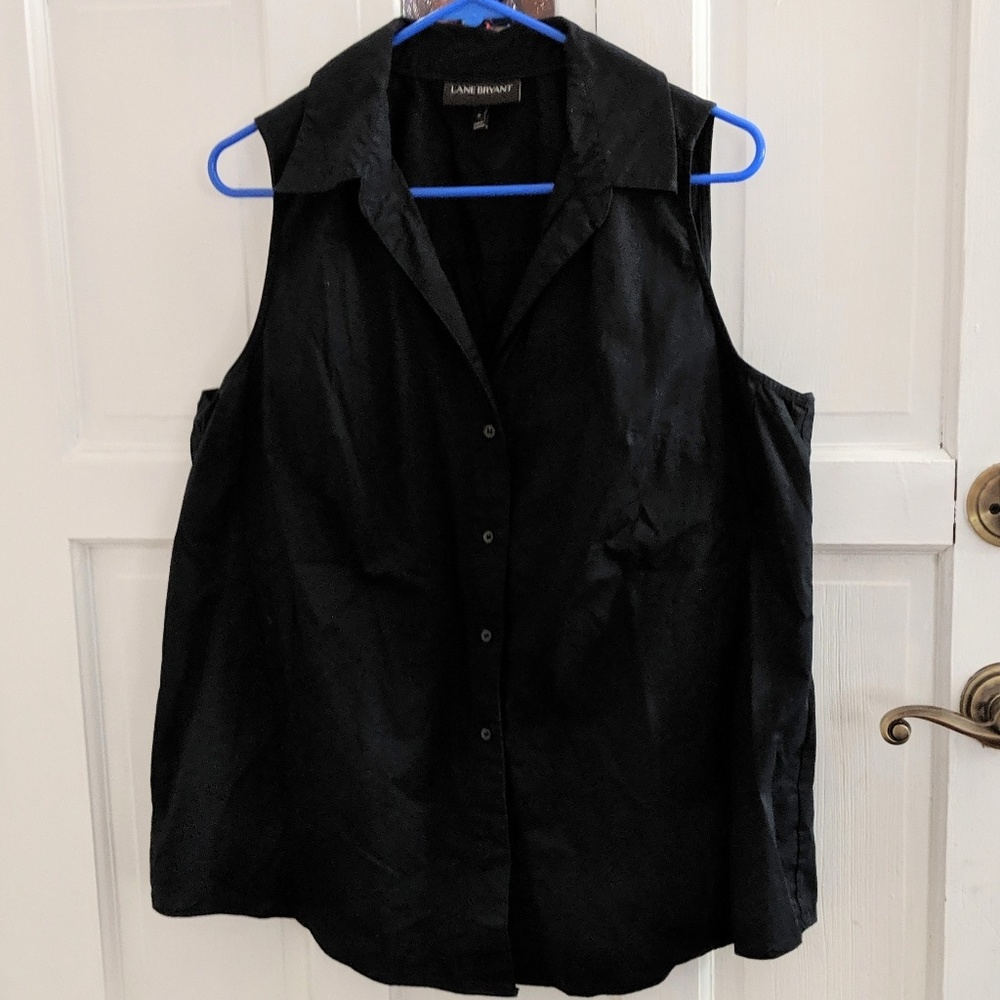 Lane Bryant Black Sleeveless Button-Front Blouse